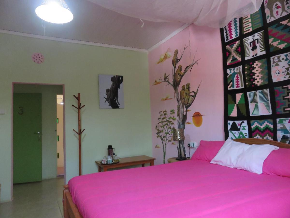 Aloepark Art Hotel Naivasha Eksteriør billede